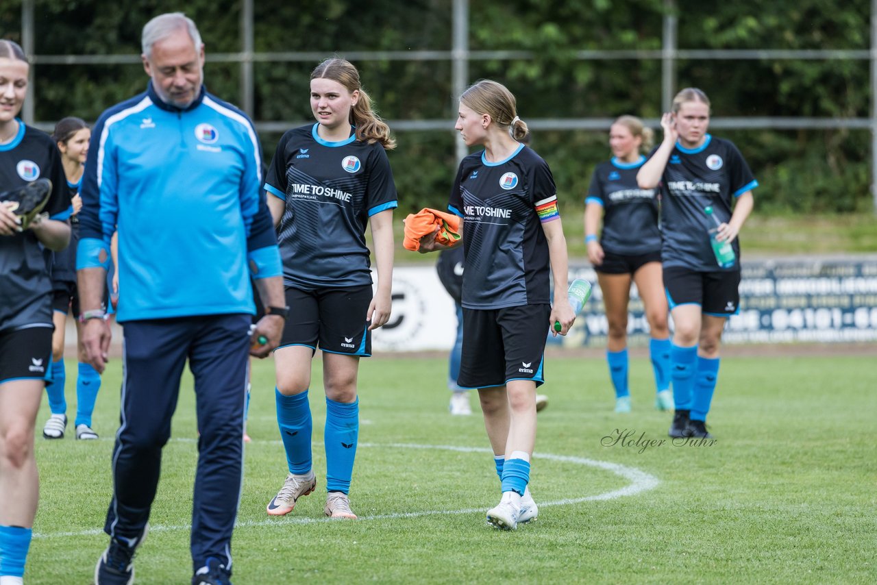 Bild 68 - Loewinnen Cup